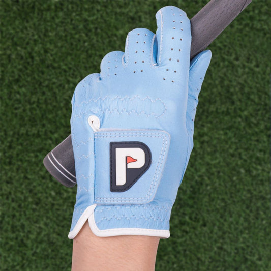 Improve Your Game: How the Right Golf Glove Boosts Focus & Performance