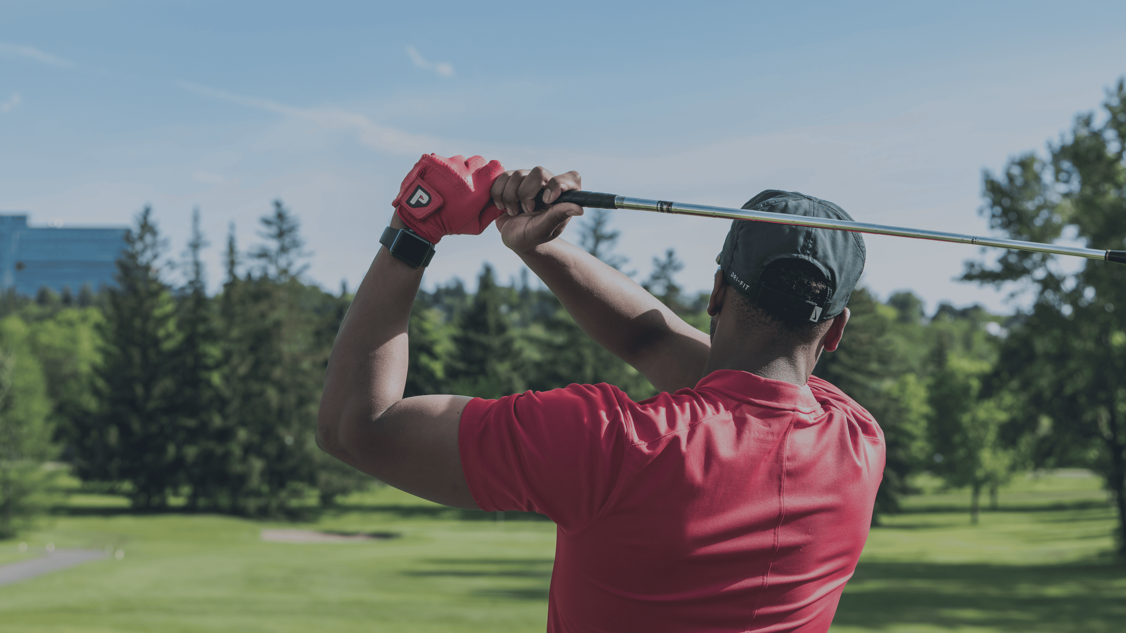 man-wearing-pur3golf-gloves