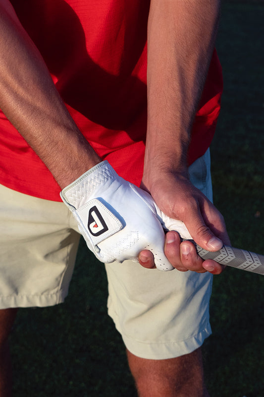 Play With Confidence: How the Right Golf Accessories Enhance Your Game