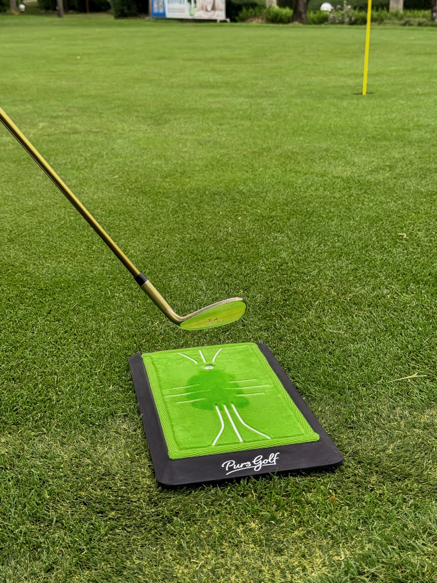 Divot Feedback Board | Practice Hitting Mat